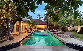 Kelapa Villas